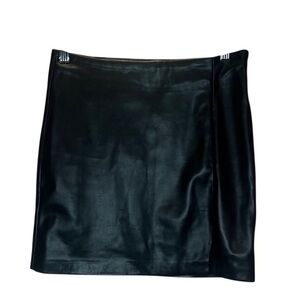 Topshop Women’s Faux Leather Black Mini Skirt Size 6